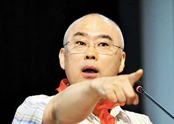 ▲老郑对汽车年检制度的批评很有道理，车主们也应该检讨下自己的安全常识是否过关