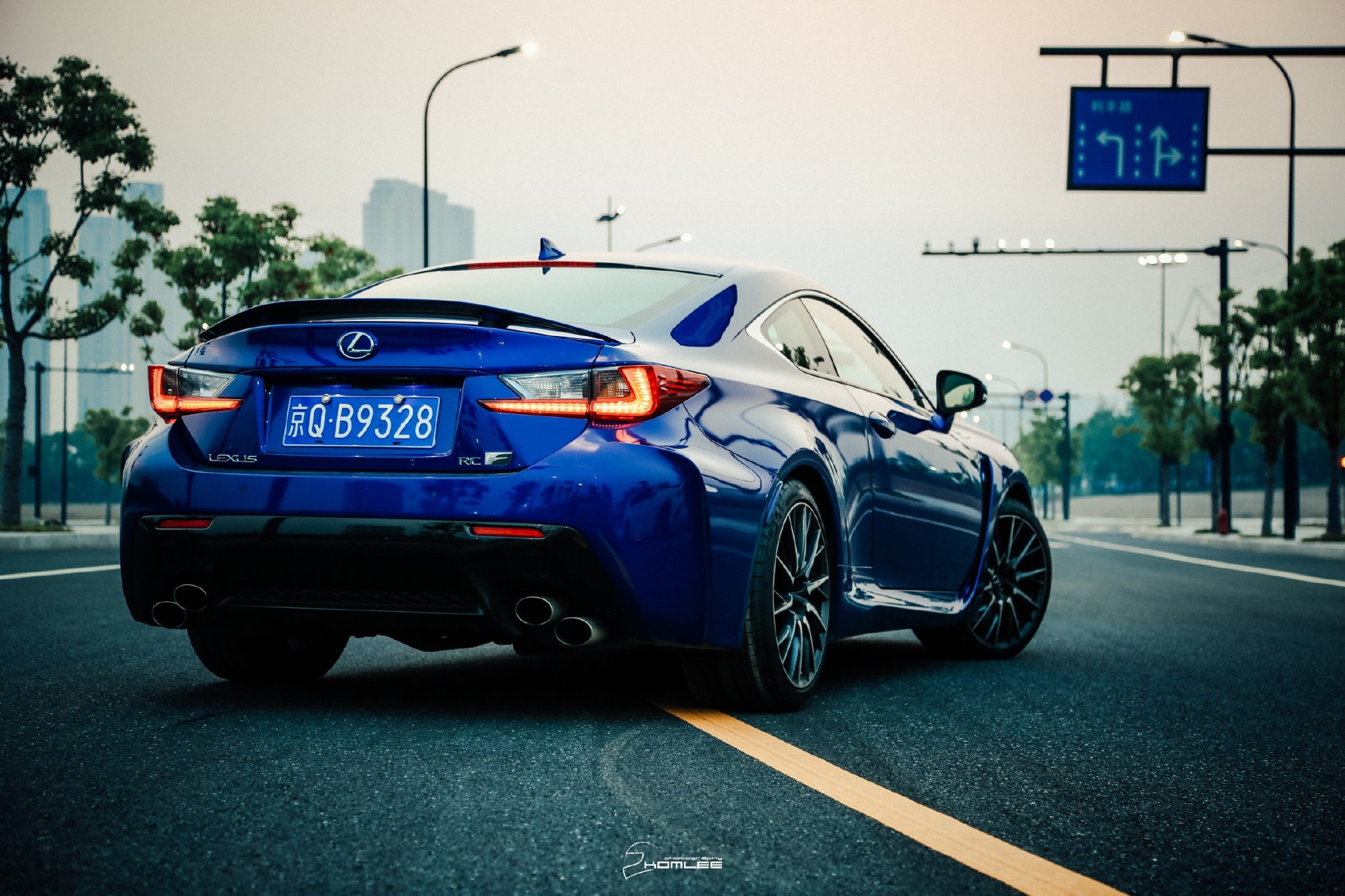 你是Gentleman，而我是浪人丨试LEXUS RC F