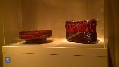 竹文化艺术有着悠久的历史日本人视为国宝级文化遗产