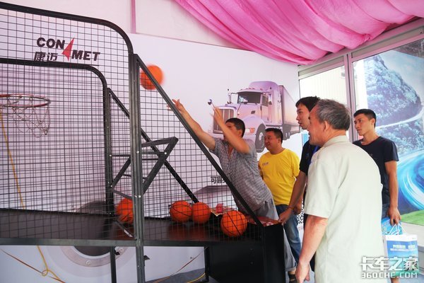 小升级大作用 康迈油润滑引众卡友围观