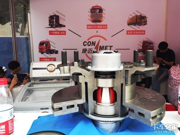 小升级大作用 康迈油润滑引众卡友围观