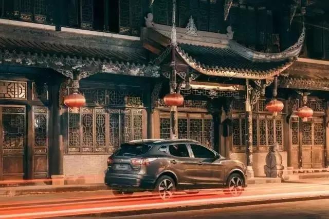 车企去哪儿丨去绍兴、成都品品古城之韵，到环塔赛道体验尘土飞扬