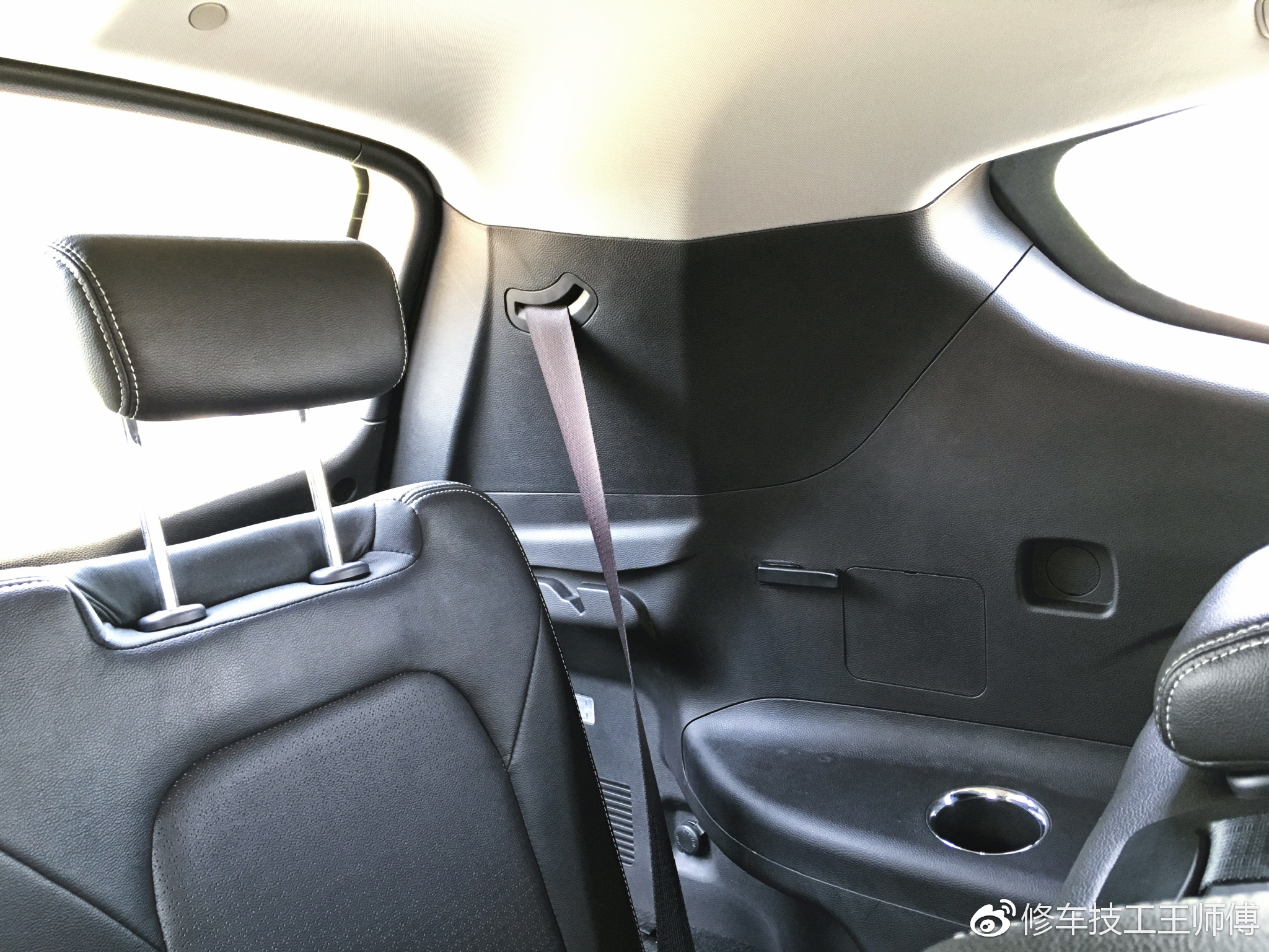 第三排的空间环境非常人性化