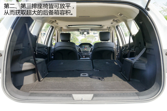 【原创试驾】杀出一匹黑马！抢先试驾力帆X80 ——by@孙大诚