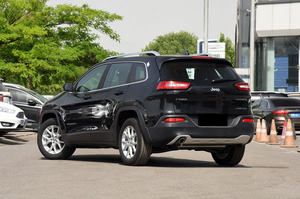 直男不接受丸子头？这10种汽车设计我也不想忍了-图3