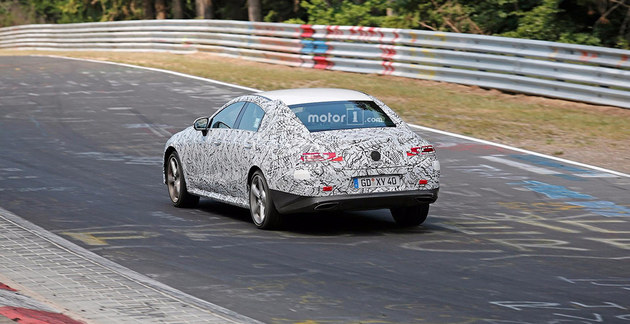 曝奔驰新CLS测试谍照 法兰克福车展亮相