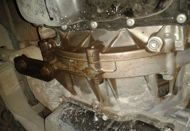 [转帖]机油加多了对车有什么危害