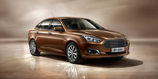 福特福睿斯新款报价图片 落地价10W福睿斯怎么样