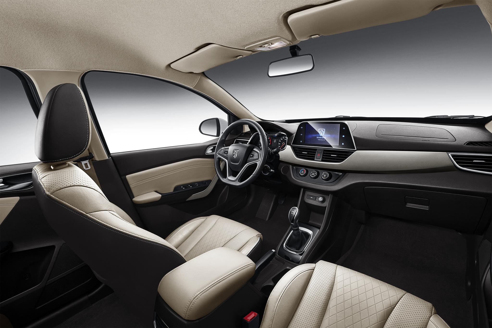 宋楠：宝骏310W，你太能装了！