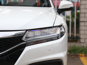 要运动也要经济性 2017款思铂睿对比蒙迪欧-图3