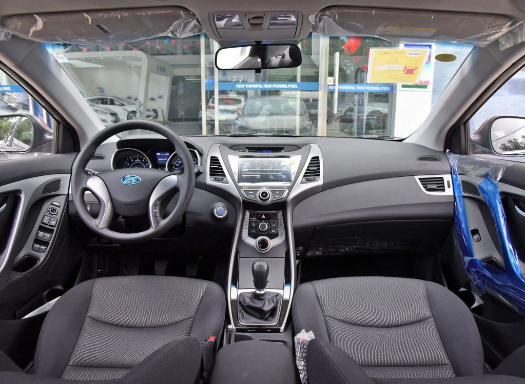 现代朗动怎么样  朗动最高优惠5.2万起配置解析