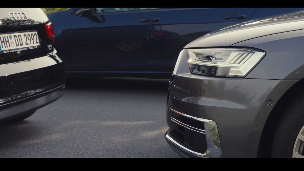 2018-audi-a8-teaser (4).jpg