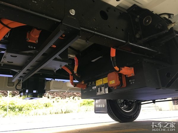 城配专家 依维柯新得意协手新能源上市