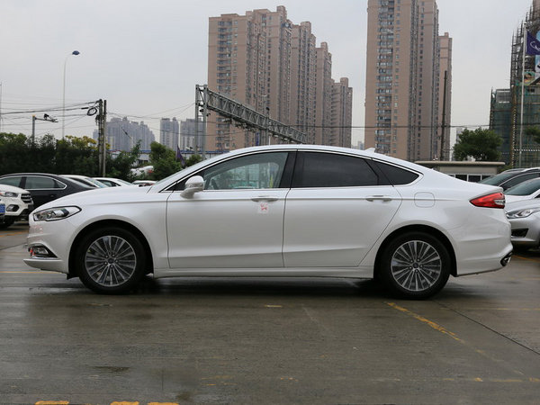 要运动也要经济性 2017款思铂睿对比蒙迪欧-图11