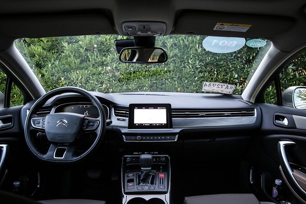 蒙迪欧科技？天籁舒适？那是因为你没看到第三代C5的配置表-图5