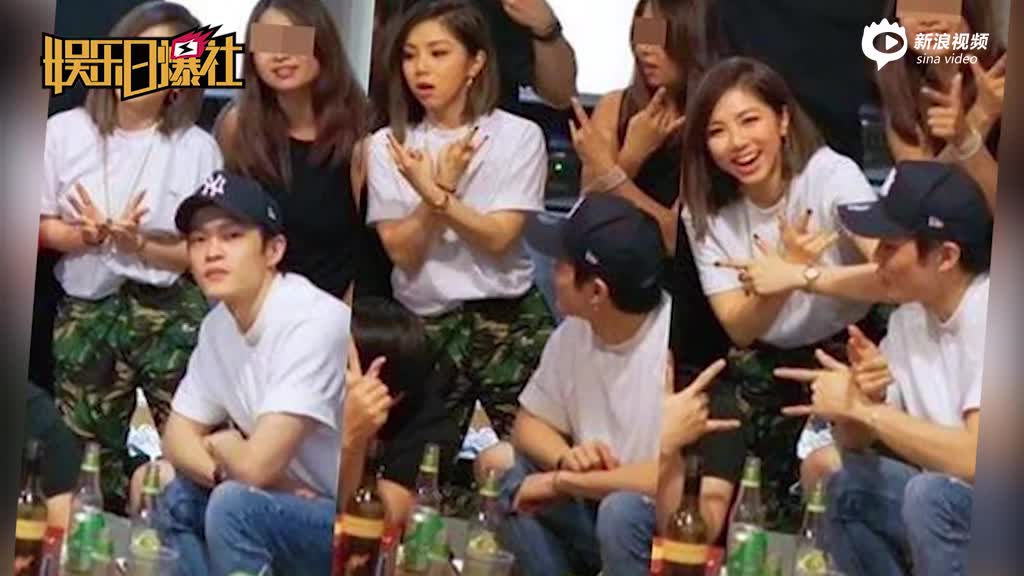 邓紫棋穿“情侣装”同框绯闻男友 共赴好友生日会