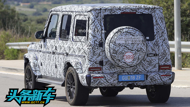 2018-mercedes-g-class-spy-photo (1).jpg