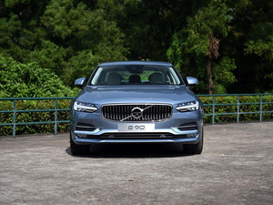 宝马全新5系长轴版上市 售XX.XX-XX.XX万