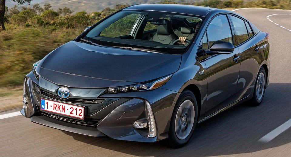 全球首款支持太阳能充电车型 丰田普锐斯PHV