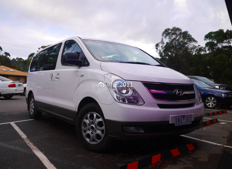 它算是国内江淮曾经引进技术生产H1的下一代车型，这款车从推出到现在也已经有十年时间