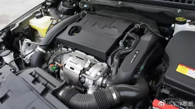 这台尾灯写着“8888”的B级车，到底6不6？