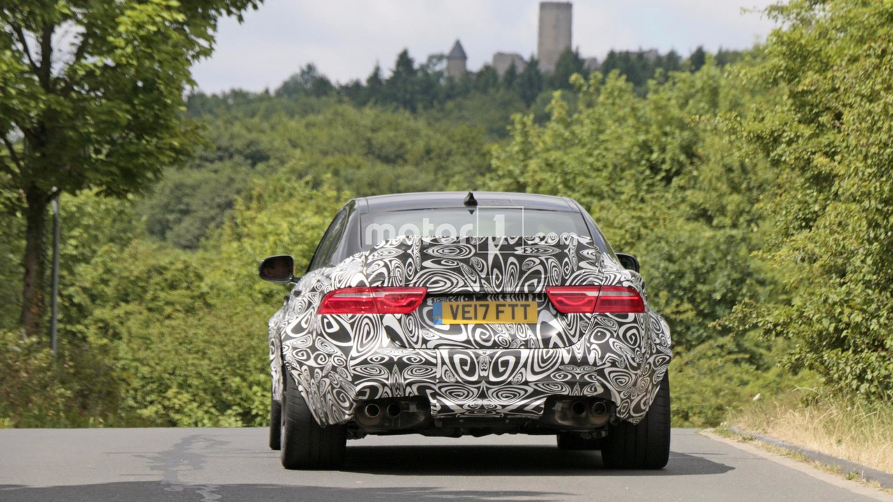 hardcore-jaguar-xe-prototype-spy-photo (8).jpg