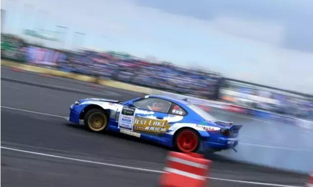 1%的人才会的动作 成了手动挡车迷的追求