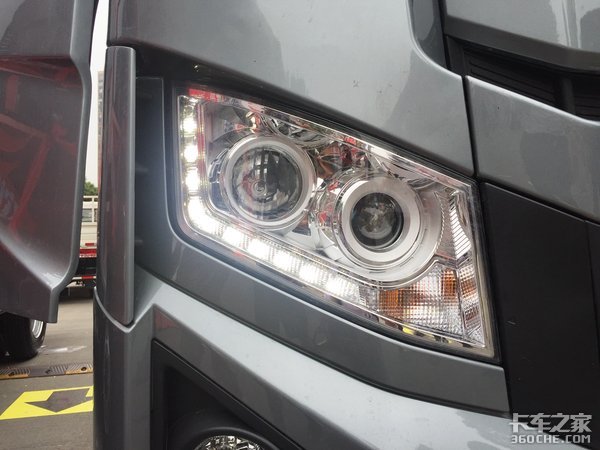 MC13+ZF最新AMT 国产高端重卡再添猛将