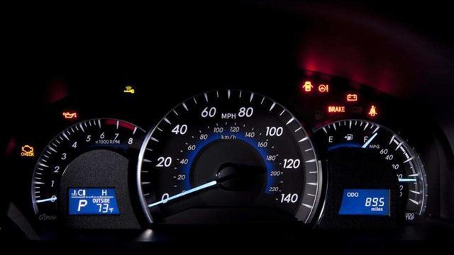 一键启动很多车有，一按到底还是分段按？