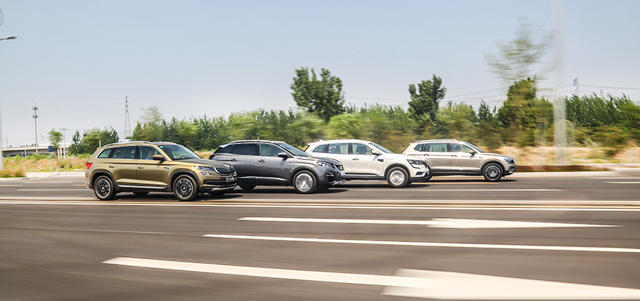 头条·试驾丨到底谁才是高性能欧系SUV？四车横评之驾驶篇