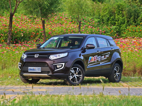 江铃汽车  1.5T 左前正45度