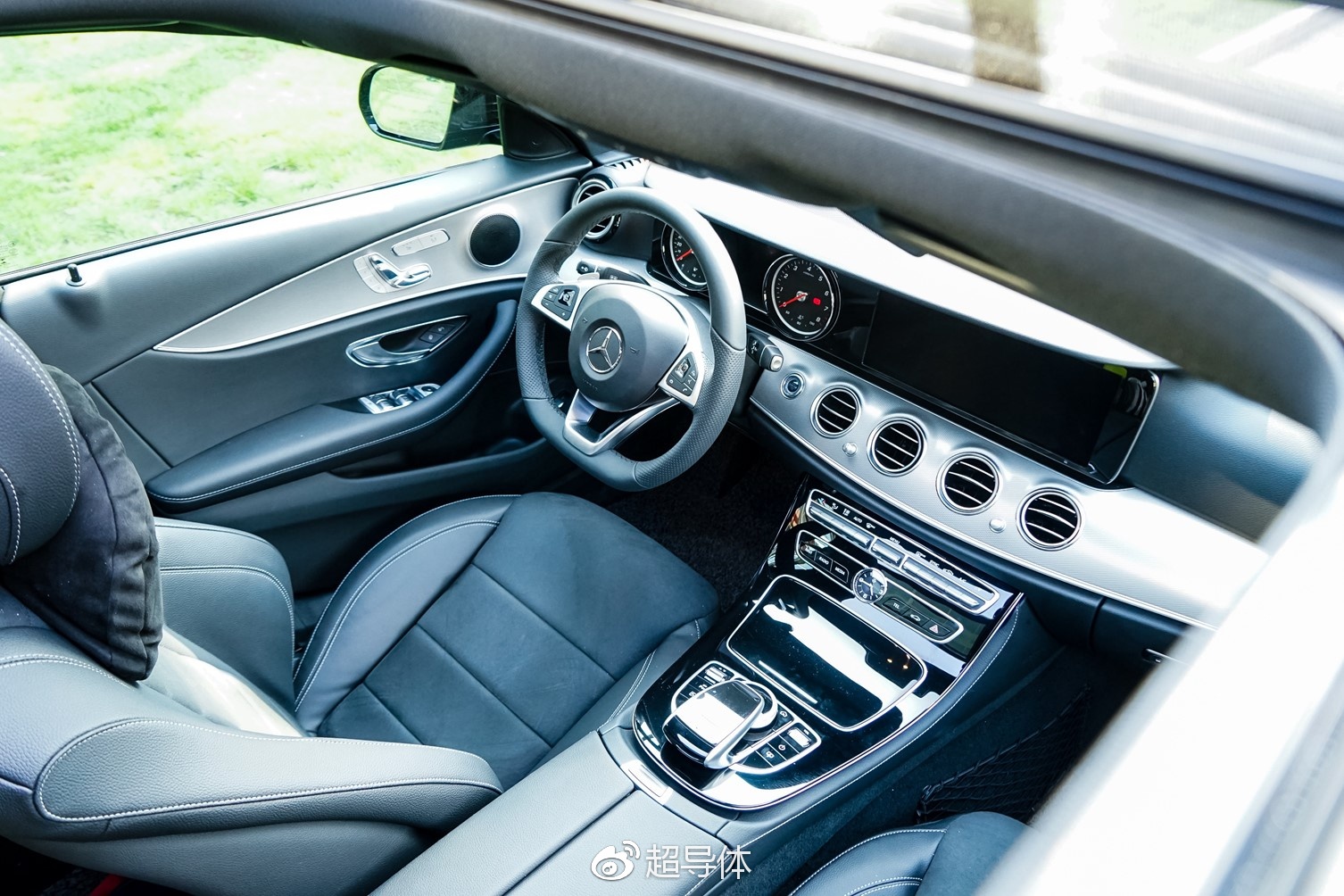 #超导车志# #德系车#  我只中意你 奔驰E300标轴试驾