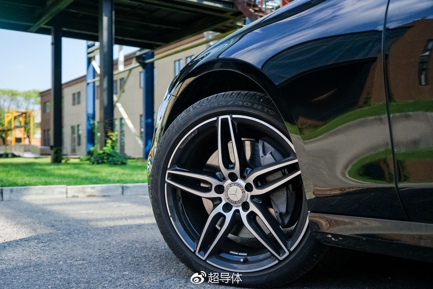 #超导车志# #德系车#  我只中意你 奔驰E300标轴试驾