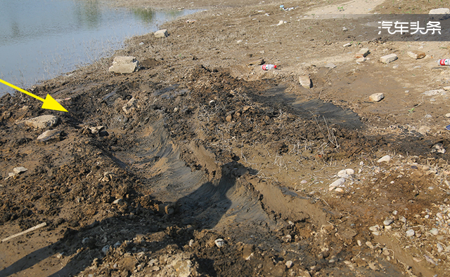 刷河道｜大部分SUV只能岸边围观，新哈弗H9越野体验