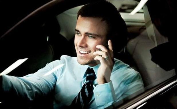 老司机的坏习惯竟然比新手还多，真是越熟练越大胆！