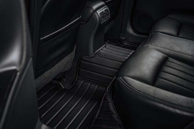 6.英菲尼迪QX50“探索版”全包围地毯