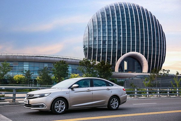 吉利帝豪GL荣获中国生态汽车白金评价-图7