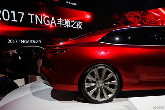 从此，请叫我“性感凯美瑞”