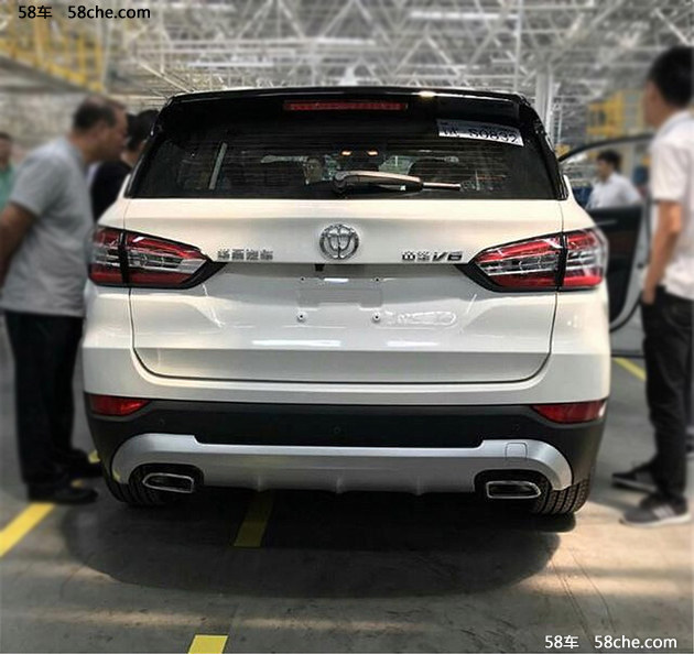 曝新紧凑SUV中华V6谍照 配10.1英寸大屏