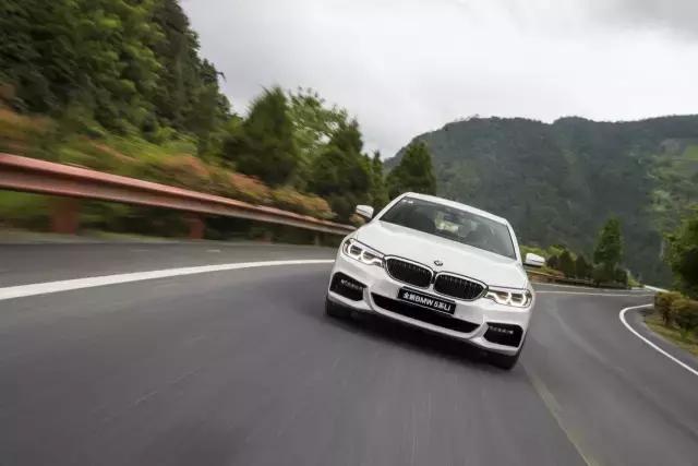 一个老BMW 5系车主眼里的新5系