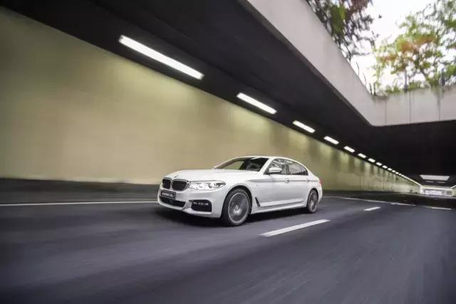 一个老BMW 5系车主眼里的新5系