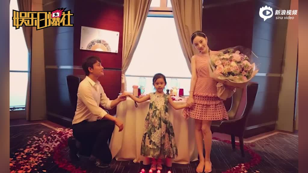 李小璐贾乃亮庆结婚5周年