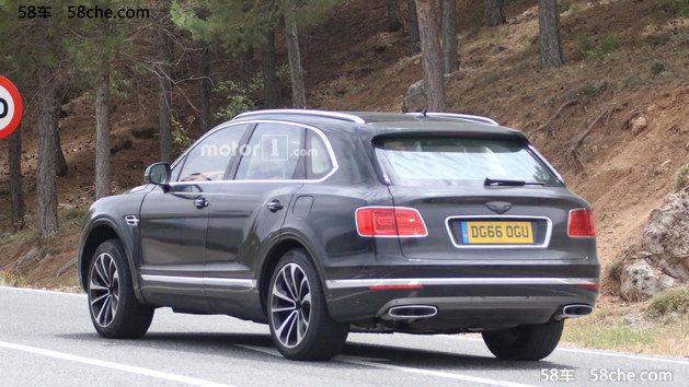 宾利添越插电式混动版谍照 2018年发布