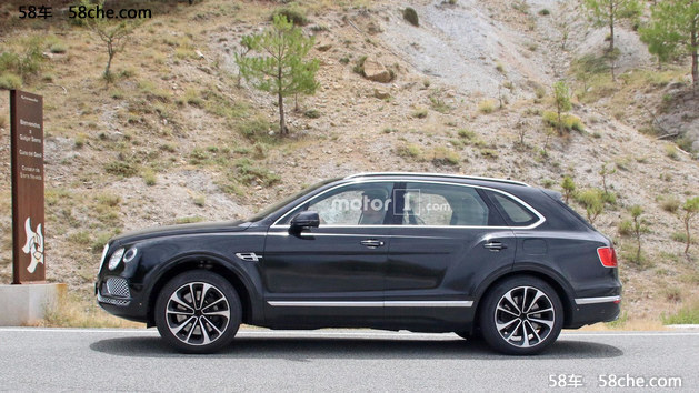 宾利添越插电式混动版谍照 2018年发布