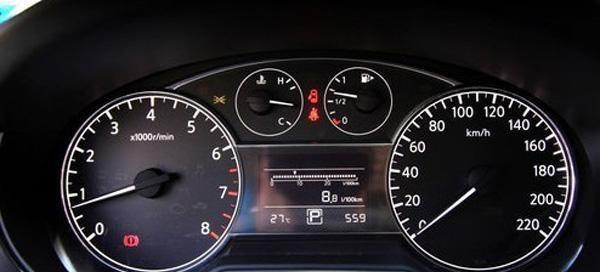 车开了段时间油耗为什么高 90%的人不知道