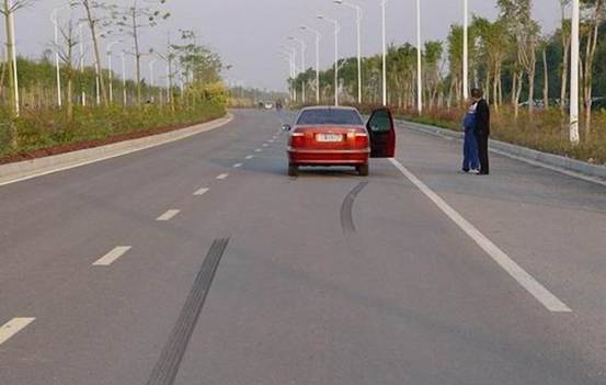 这个日常行车的"隐形杀手"，很多人都忽略了