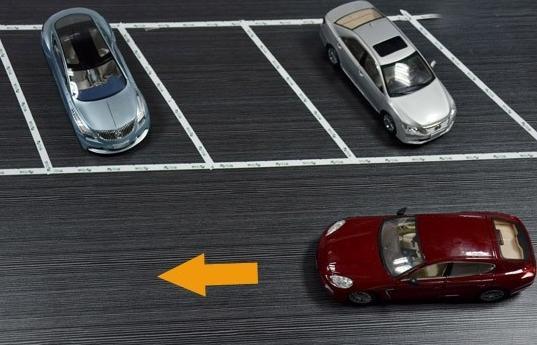 倒车入库的停车技巧 再难不过这三招