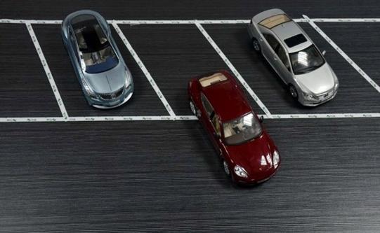 倒车入库的停车技巧 再难不过这三招