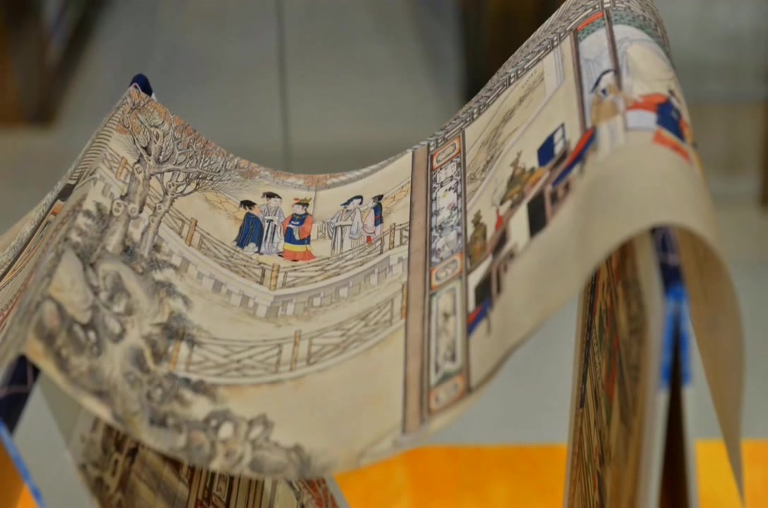 沈阳身边事传世瑰宝"龙鳞装"红楼梦链接画册亮相沈阳,作为镇店之宝! .