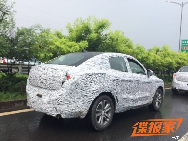 宝沃全新BX6轿跑SUV量产版 路试谍照曝光